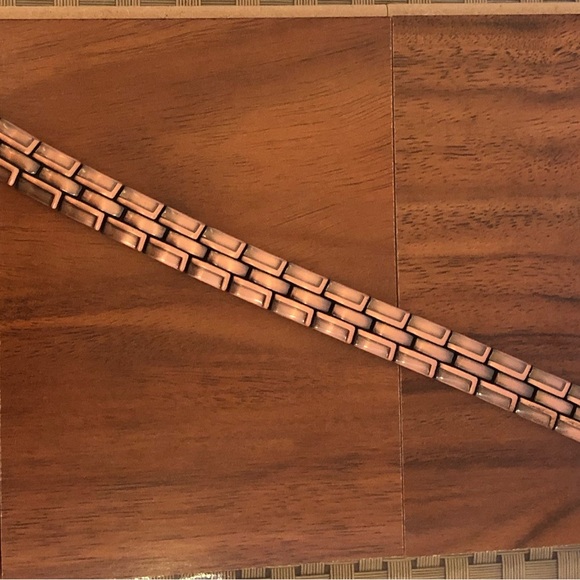 Antique Copper Tone Magnetic Link Bracelet - Arthritis Pain Relieve Bracelet - Picture 5 of 5